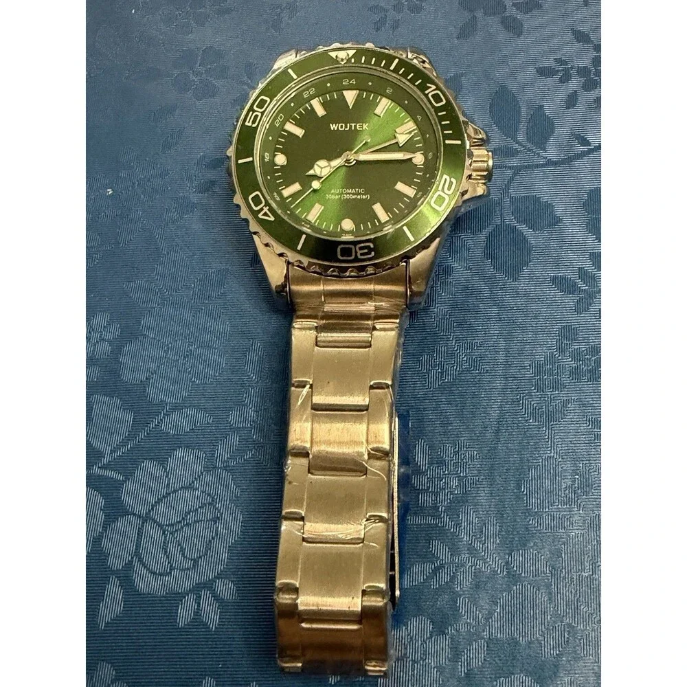 Wojtek mens automatic